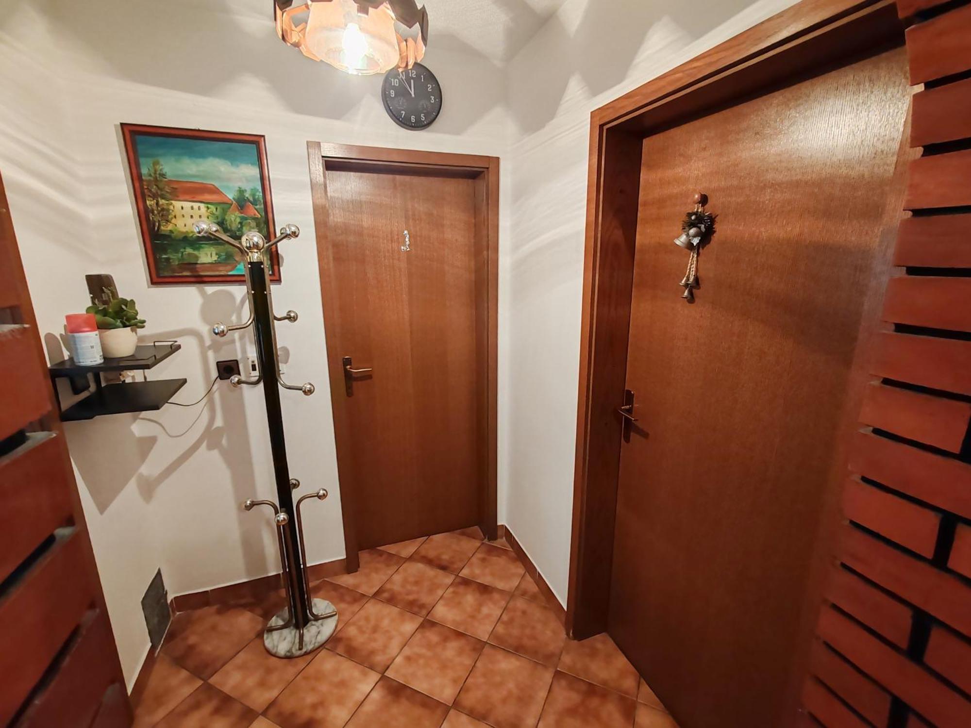 Apartment Preseren Smarjeske Toplice Bagian luar foto